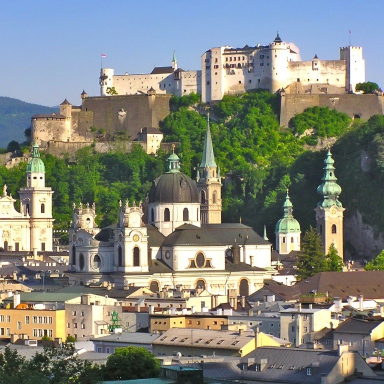 Stadt Salzburg im Sommer - Salzburger Land - Österreich - ChaletZeit