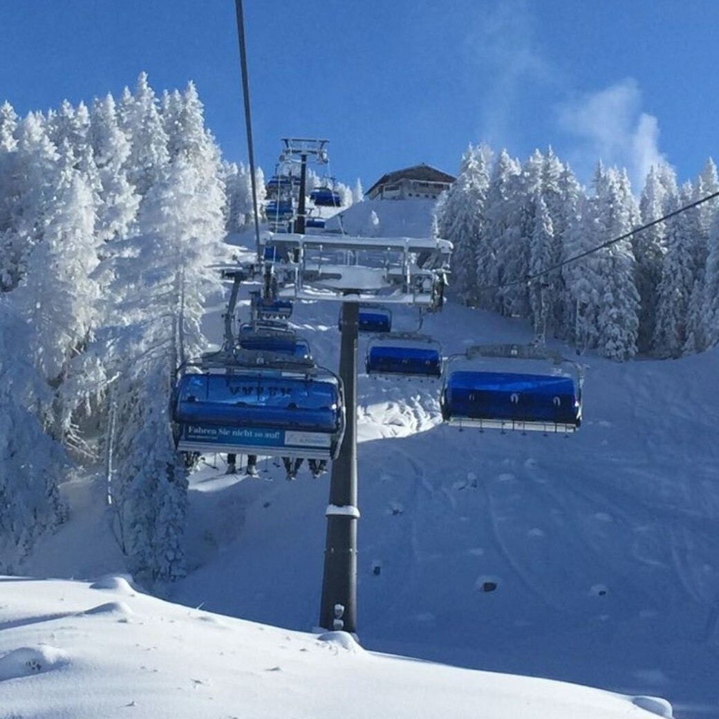 Skiurlaub im Chalet in den Bergen in Österreich - ChaletZeit