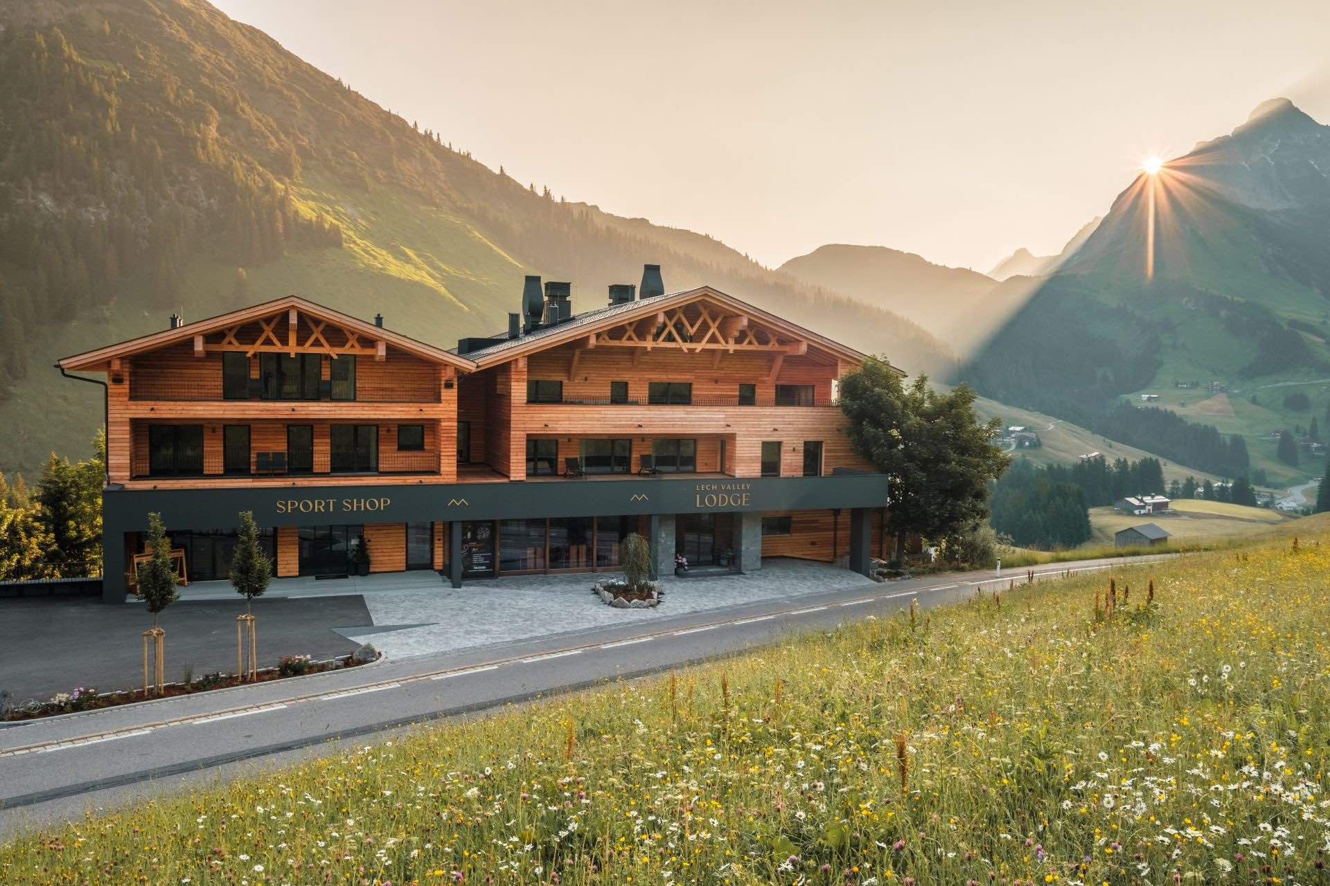 Golfhotel in Österreich – das beste Hotel in Österreich zum Golfen – einzigartige Golfplätze – Aparthotel mit Pool und Sauna